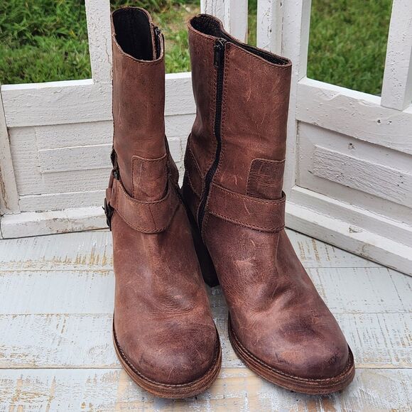 Y2K Vintage Steve Madden Boots Women's 10 Brown Distressed Leather Belted Biker - Picture 12 of 14